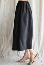 Load image into Gallery viewer, Black Solid Flare Mid Calf A - Lined Skirt
