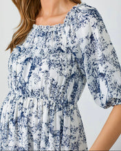 Load image into Gallery viewer, Blue and White Pleated Floral Dress