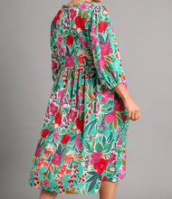 Load image into Gallery viewer, Plus Floral Print V-Neck Midi Dress