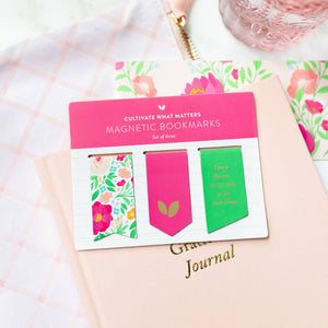 Magnetic Bookmarks | Classic Blooms