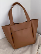 Load image into Gallery viewer, Abbey Leather Tote